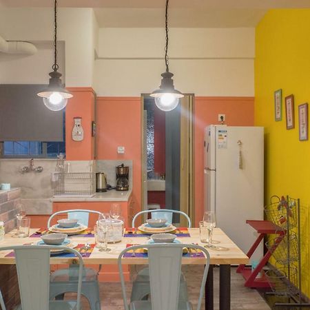 Casa de colores, next to the metro Atenas Exterior foto