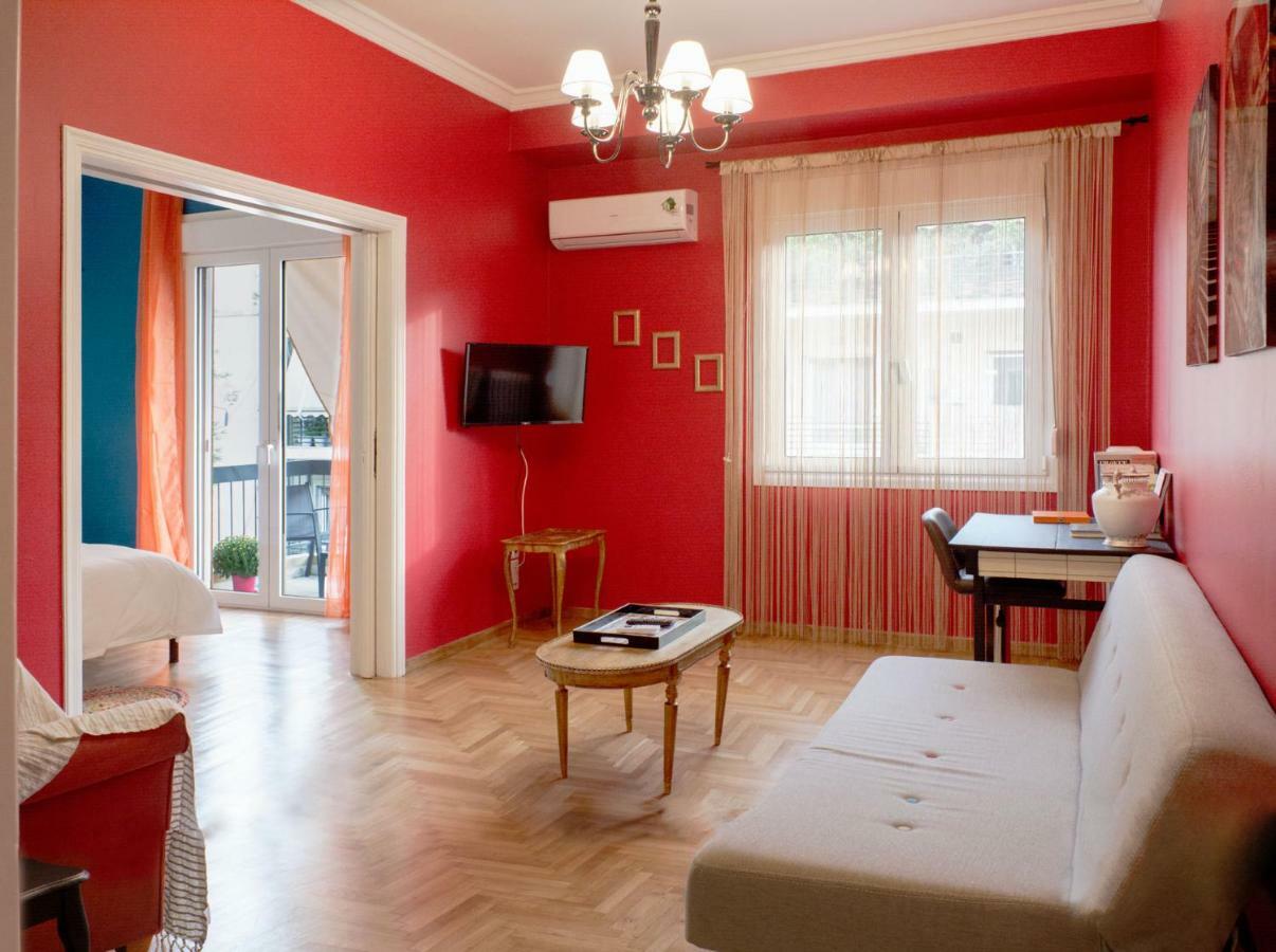 Casa de colores, next to the metro Atenas Exterior foto